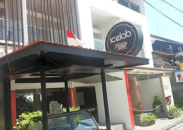 Primera Hotel Seminyak (Bali)
