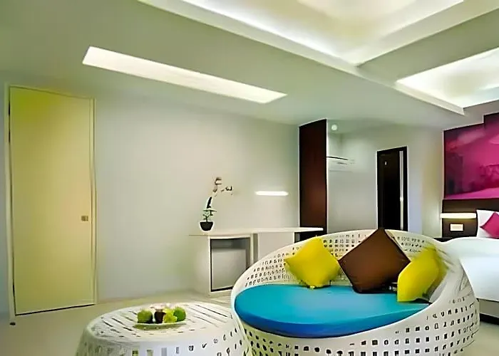 Primera Hotel
